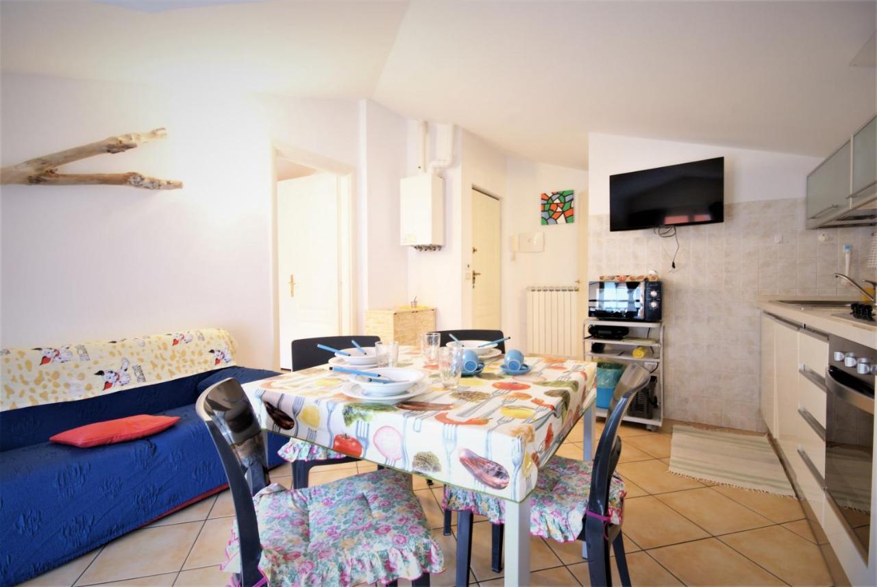 Appartamento Da Alessia Riva Ligure Esterno foto